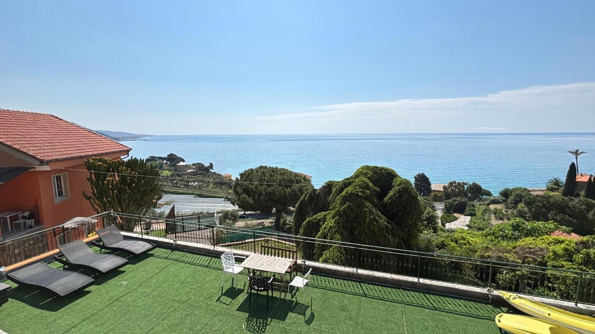 Il Giardino Del Mare Apartment เวนติมิญา ภายนอก รูปภาพ